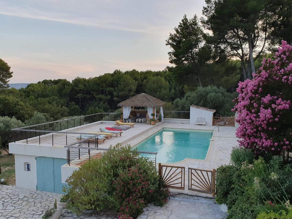 Mon Coin De Provence Petit-Dejeuner Offert Roquevaire Bagian luar foto